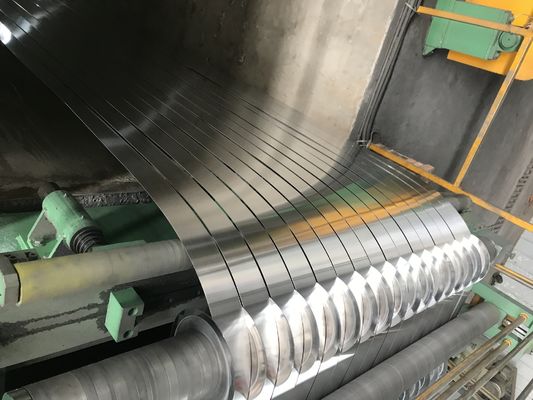 折りたたむことができるアルミニウムストライプロール