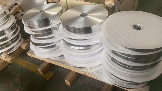 メタルアルミホイルロール 1235 3003 8011 0.6Mm 0.8Mm アルミホイルロール アノイド化 1.5 2.0Mm アルミホイルロール