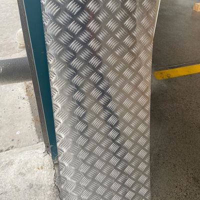 建築材料 H12 1060 3003 3105 5052 凸?? アルミ合金 チェックシート 防腐 防滑 脚面 アルミ チェックプレート